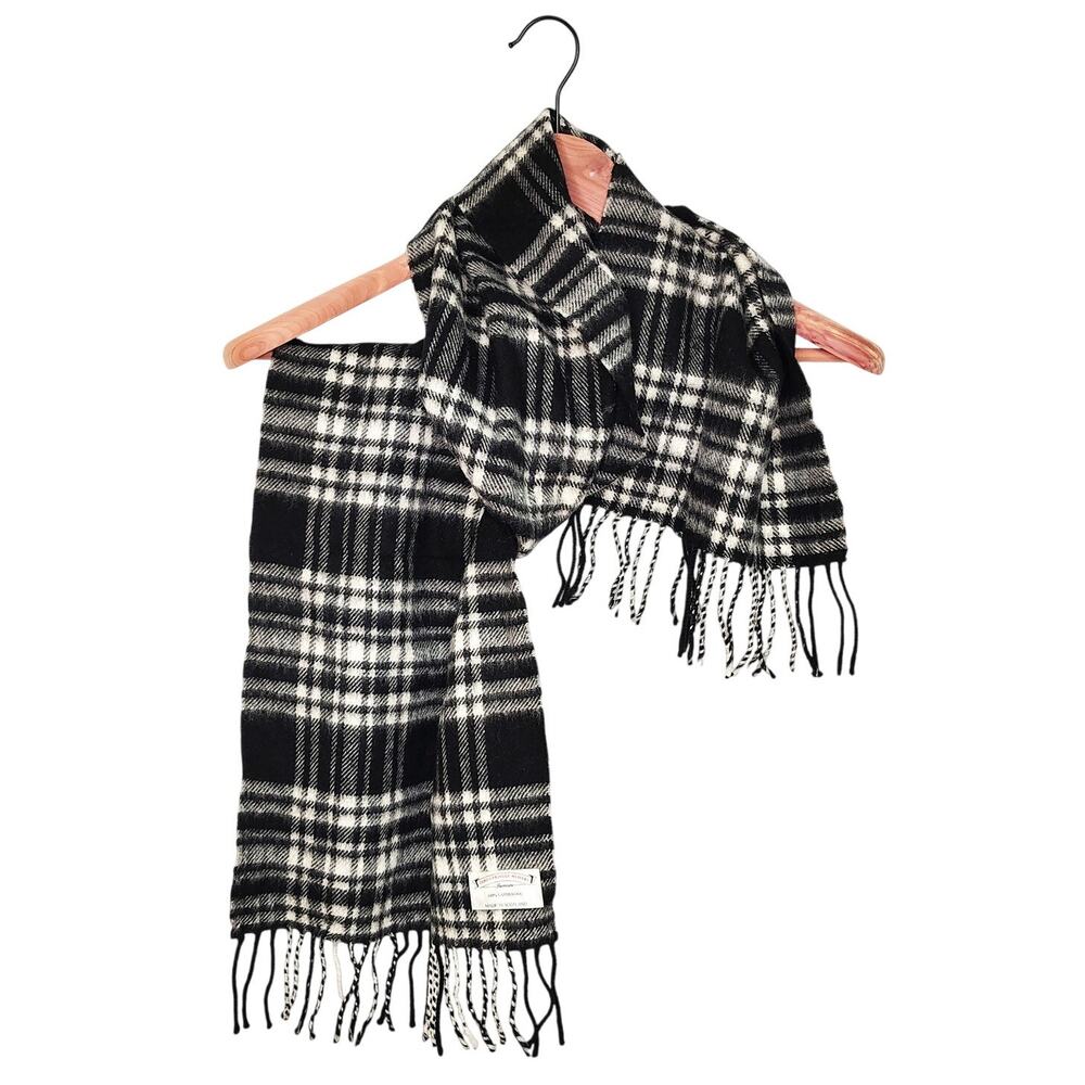 Vintage James Pringle Weavers Lambswool Scarf Plaid Black White Scotland Fringe